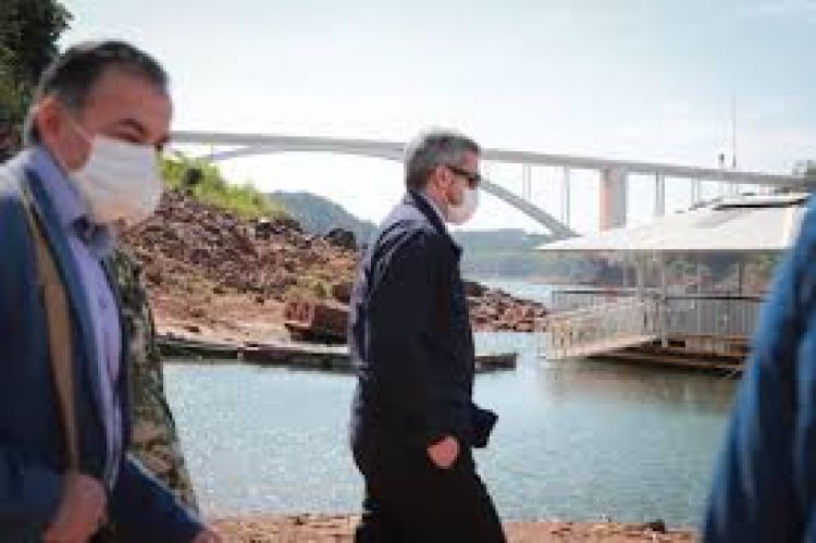 El MOPC no actuó a tiempo para evitar el problema de la grave bajante de los ríos