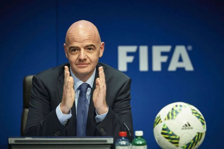 El presidente de la FIFA asegura que el Mundial de Catar 2022 se celebrará con los estadios llenos