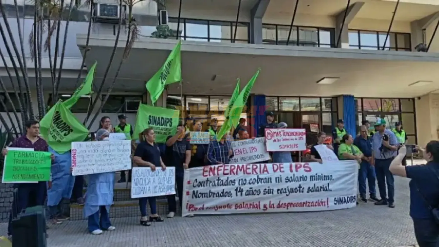 Enfermeras protestan de nuevo contra tercerizaciones en IPS y pedirán mediación del Congreso