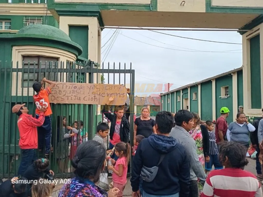Indígenas bloquean sede del Indi exigiendo renuncia de Benegas