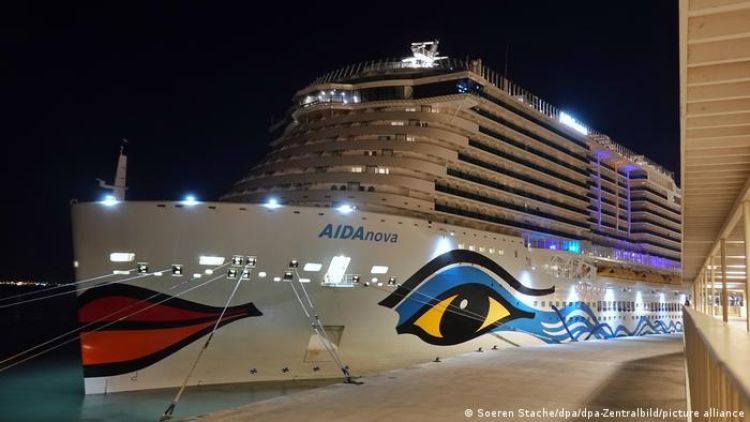 Miles de pasajeros obligados en Portugal a interrumpir crucero por COVID