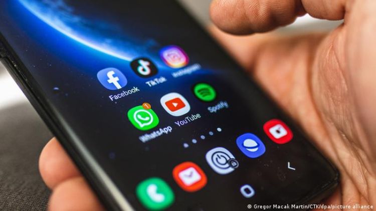 Facebook alerta que 50.000 personas serían objeto de vigilancia