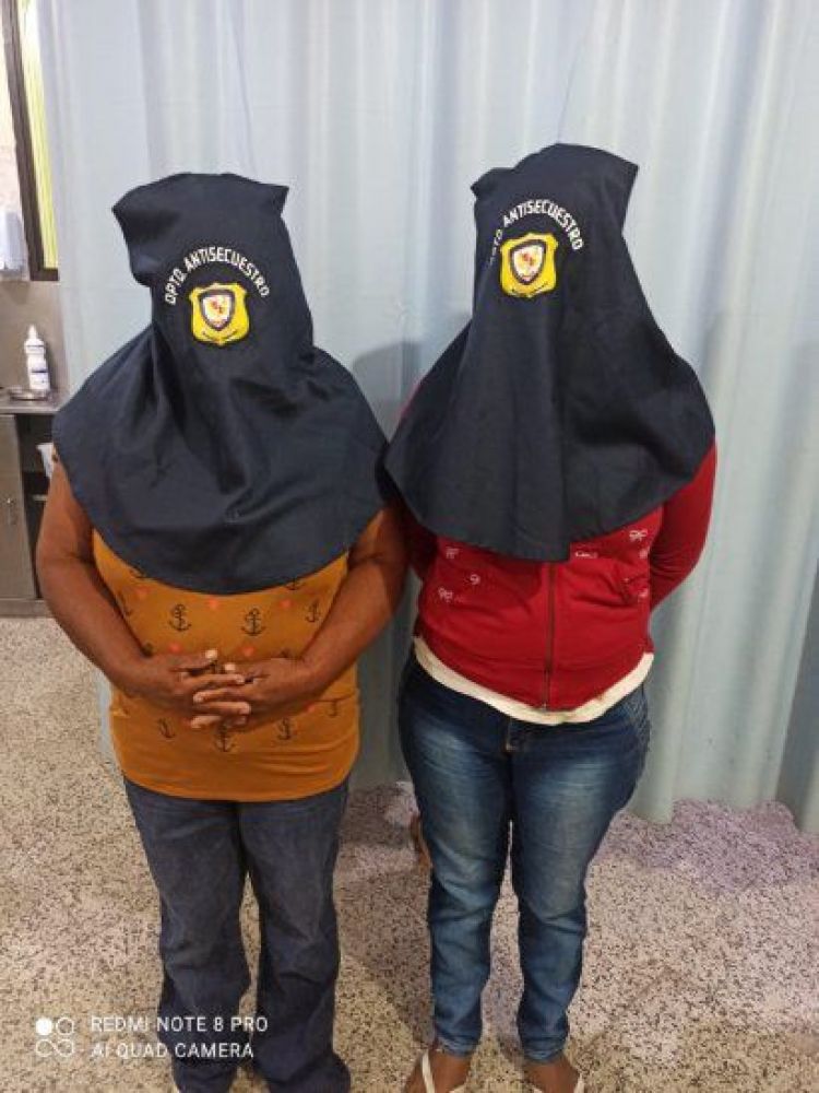 Allanamiento y detencin de dos mujeres por intento de extorsin a familia de scar Denis