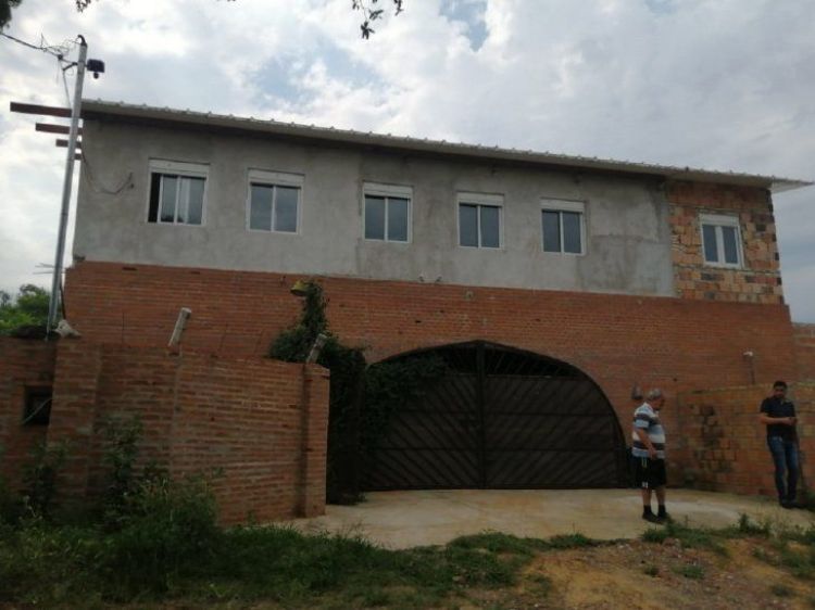 Hallan muertos a padre e hija en una vivienda en Areguá
