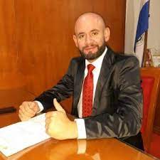 Diputados analizará este miércoles eventual destitución de Intendente de San Pedro