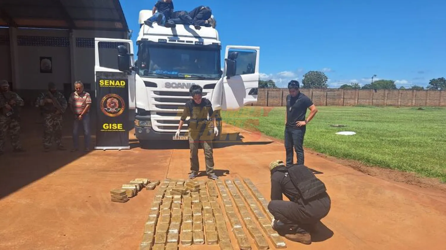 Capturan a camionero con más de 400 kilos de cocaína en Amambay