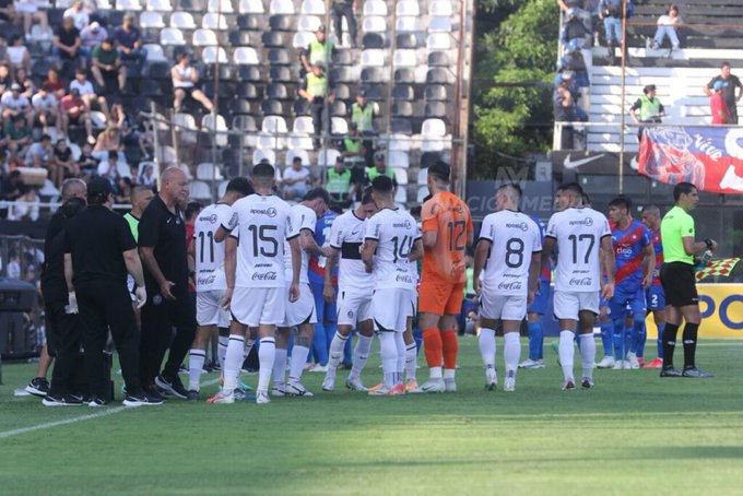 ¿Olimpia ya se resignó a no ir a la Copa Libertadores 2024?