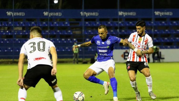 Torneo Clausura: Lucha titánica por no descender