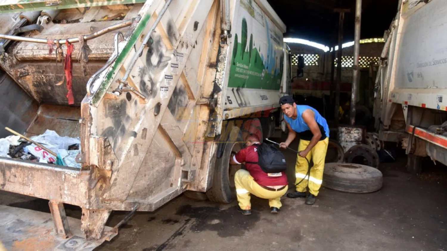 Más de G. 750 millones al mes gasta la Comuna de Asunción en alquiler de camiones