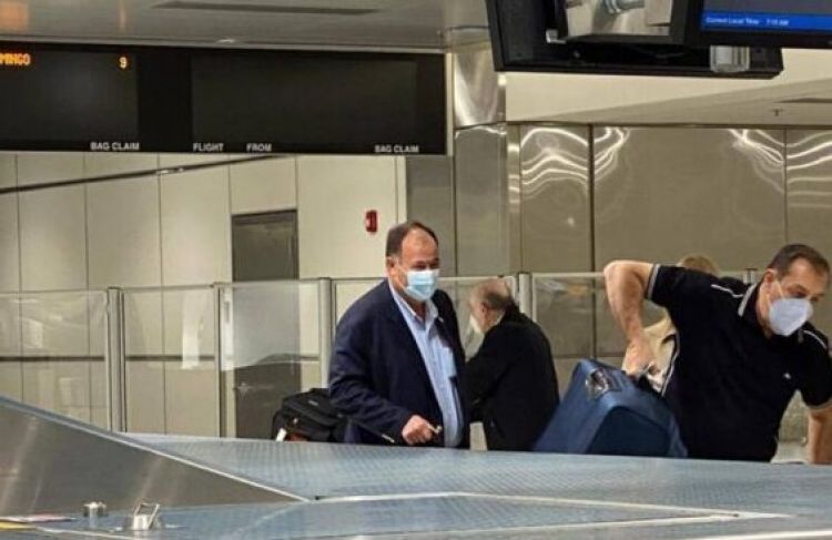 Cuestionan viaje de Afara: Demuestra que no tiene confianza que las vacunas van a llegar