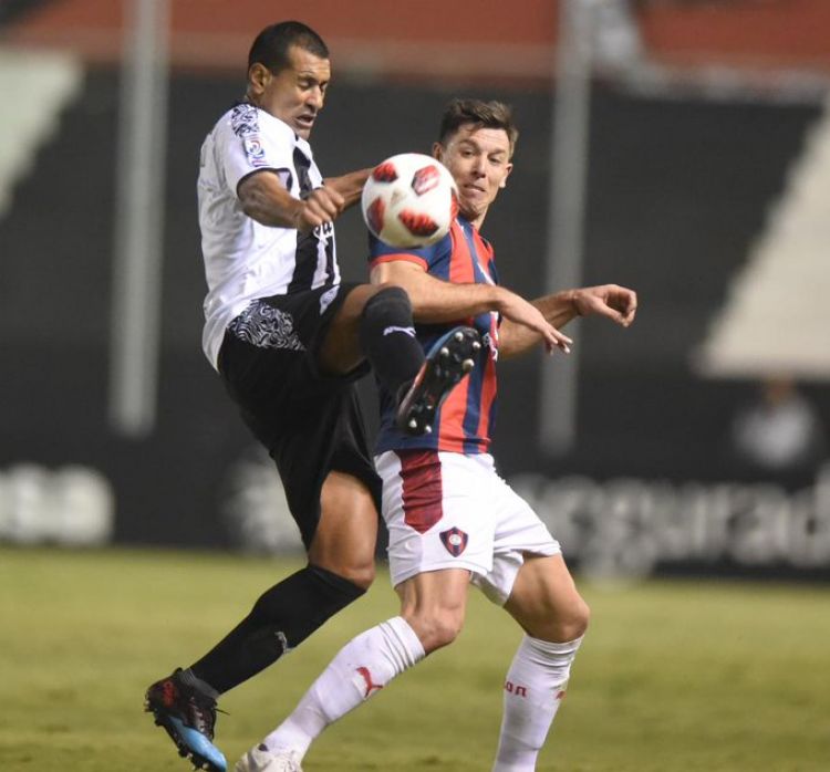 Cerro empata ante Libertad y da otro pasito hacia "la 33"