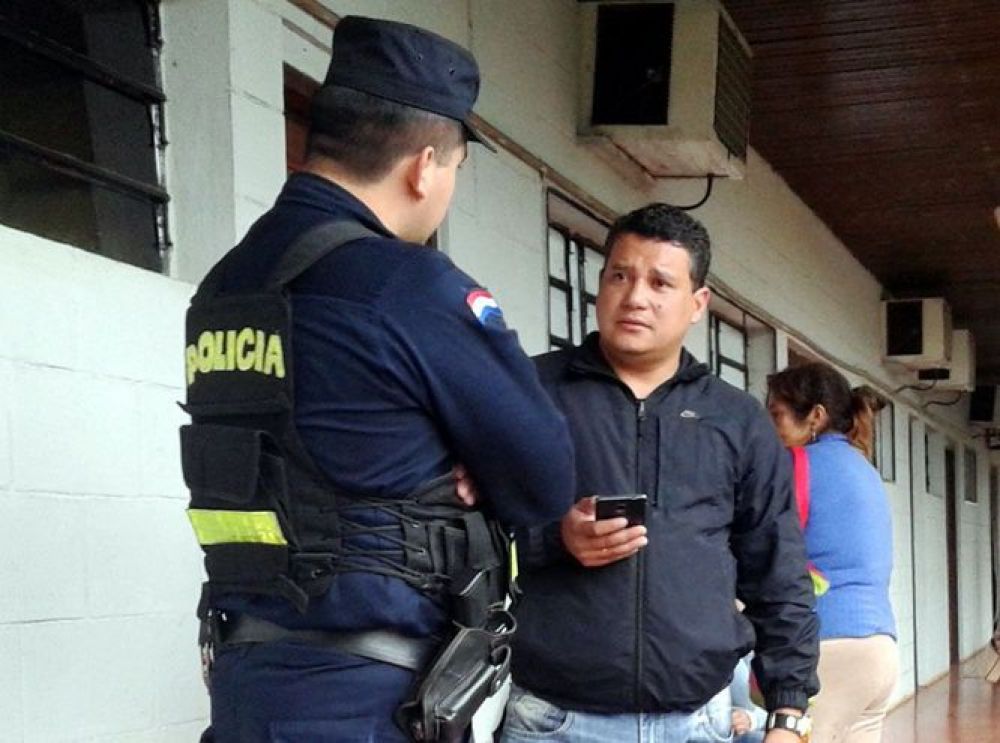 Repudian liberación de expolicía condenado por abusar de una niña