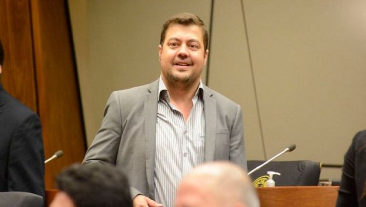 Situación de la Fiscal General se vuelve insostenible, según diputado