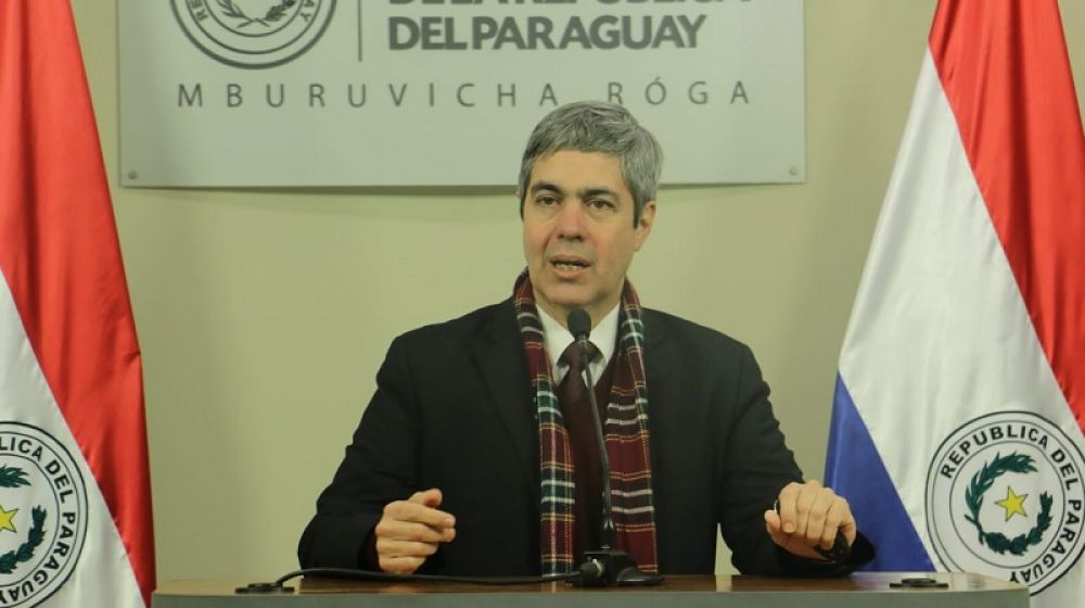 Ferreira insiste a la fiscalía que revise celular del vicepresidente