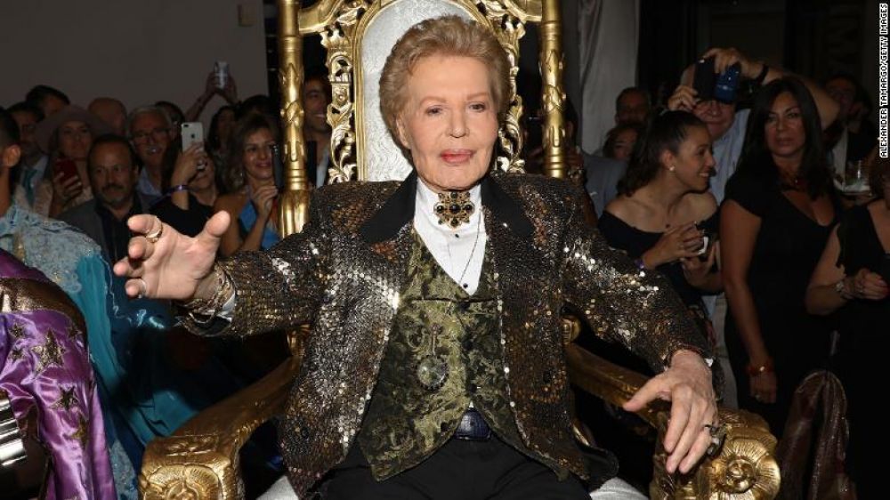 Muere el astrólogo puertorriqueño Walter Mercado a los 87 años