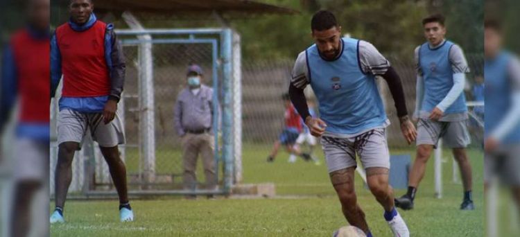 Jugadores de Blooming de Bolivia pueden ingresar en un nuevo paro este jueves