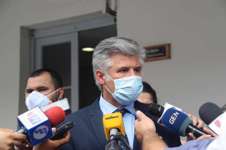 “Díganme por qué tendría que renunciar”, replicó Giuzzio ante consulta sobre si se va o se queda