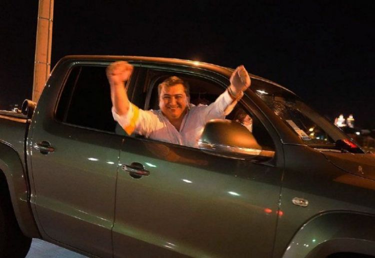 Intendente de Encarnación viola protocolo y desafía a la ciudadanía