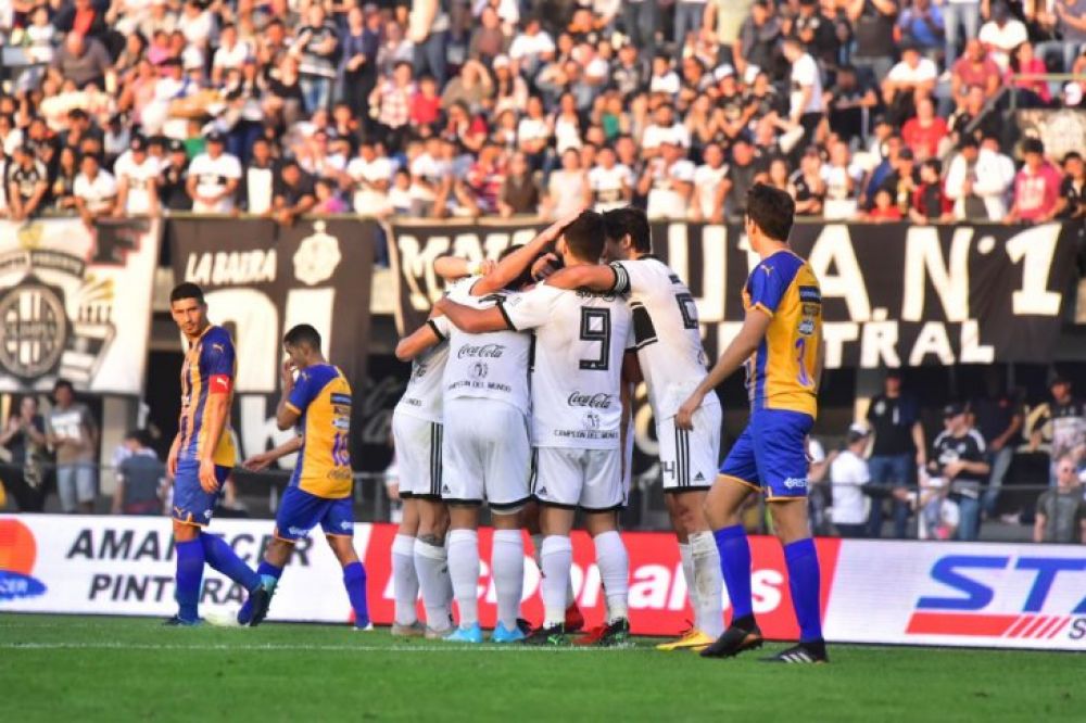 Olimpia gana en Para Uno y llega como puntero al clásico