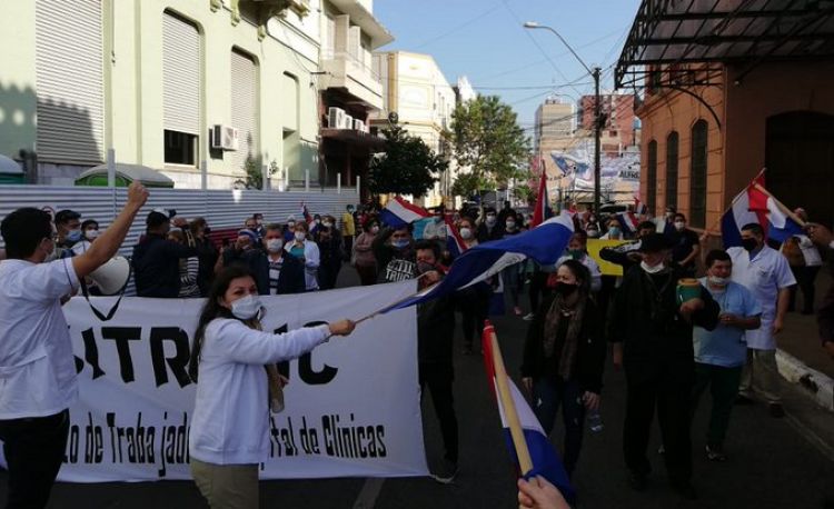 En marcha la huelga indefinida en el Hospital de Clínicas