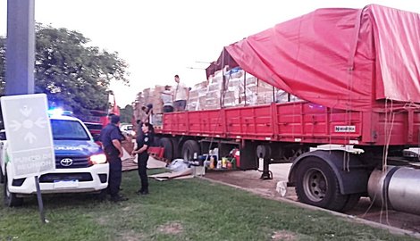 Ola de asaltos entre Capital y CDE: piratas del asfalto azotan a comercios