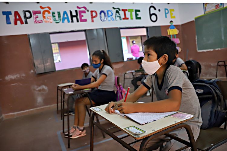 Desde este lunes, más de un millón de estudiantes retornan a clases presenciales