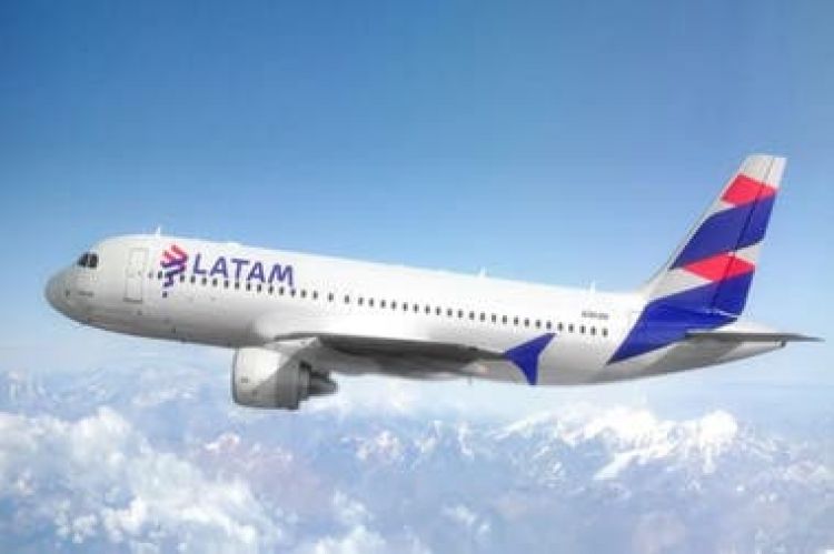 Latam Argentina anuncia el cese de sus operaciones "por tiempo indeterminado"
