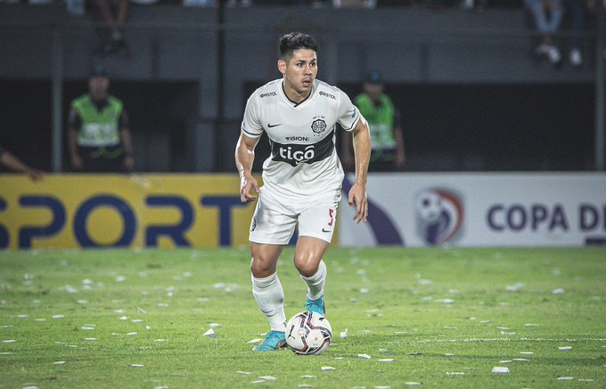 Olimpia recupera a Saúl Salcedo