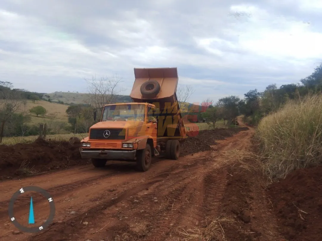 MOPC beneficia con mejoras de caminos y agua potable a pobladores de Amambay