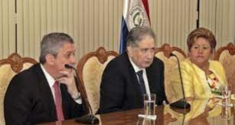 El cartismo apuesta a renovar el TSJE y arden negociaciones