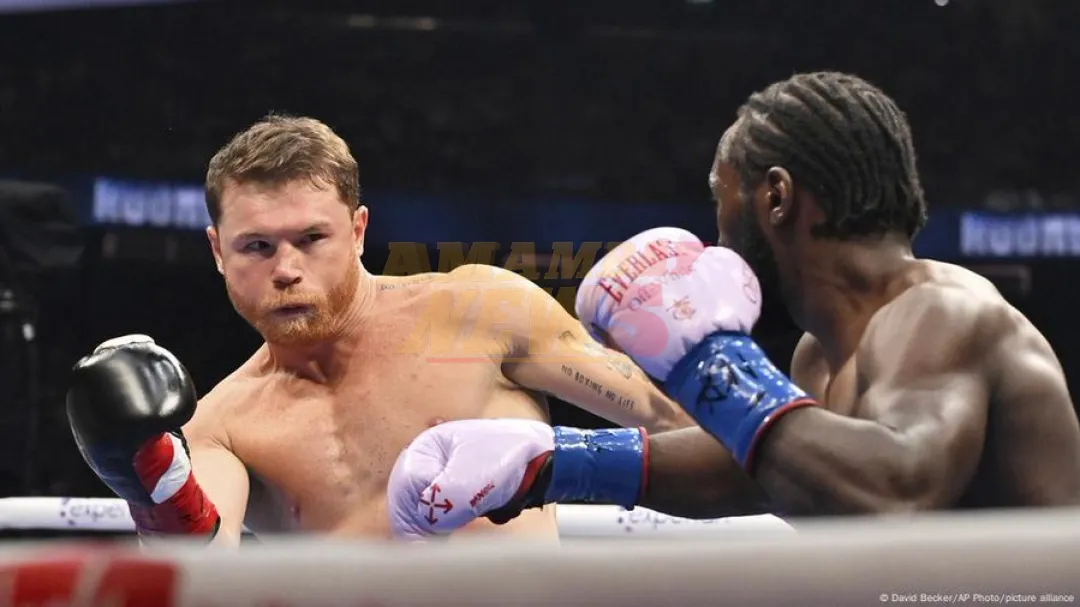 'Canelo' Álvarez pierde su cinturón de campeón mundial