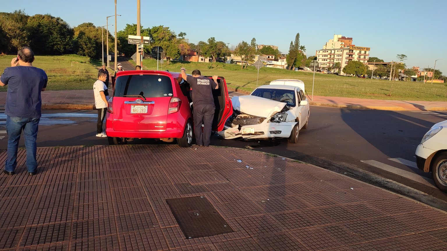 Encarnación: doctor iba a su guardia, chocó y dio positivo al alcotest
