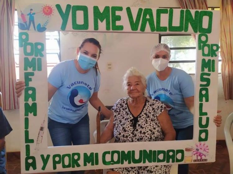 Avanza segunda jornada de vacunación contra el covid-19 a adultos mayores
