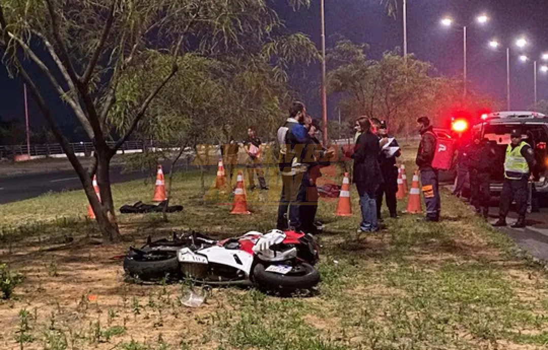 Motociclista pierde la vida en accidente en la Costanera