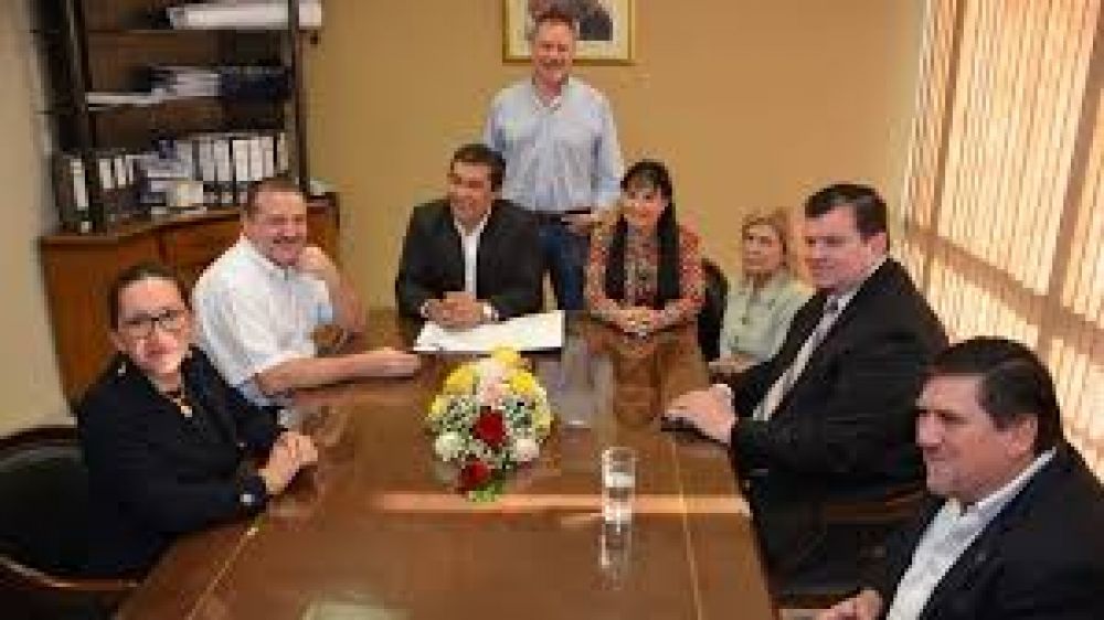En PLRA plantean expulsar a todos los llanistas del partido por "bandidos"