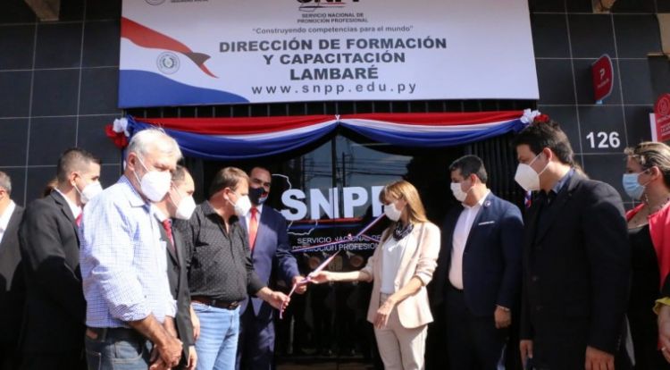 Habilitan oficina de empleo y local del SNPP en Lambaré