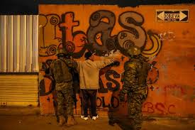 Ecuador: Más de 2.500 detenidos en “conflicto armado interno”