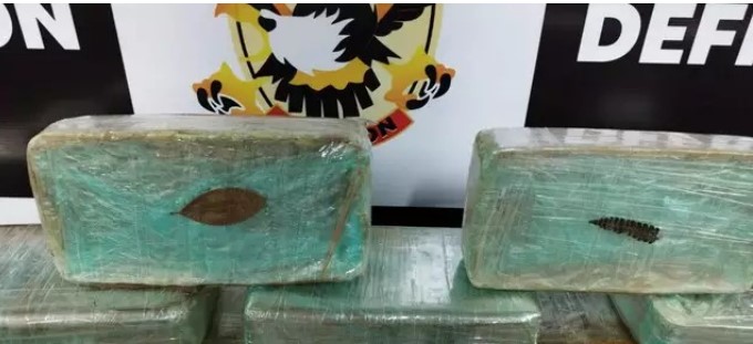Dos brasileos presos en Ponta Por transportando 200 kilos de pasta base