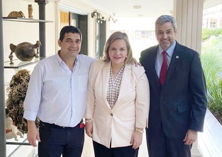 “Conozco la fórmula del éxito para el Partido Colorado”, dice Lilian Samaniego