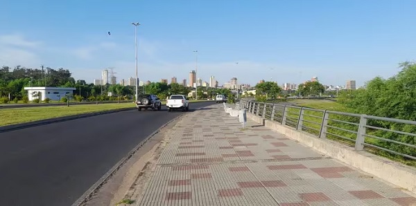 Policía busca conductor que atropelló a ciclista en Costanera