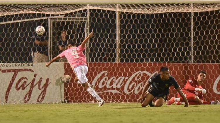 Tacuary castiga a un irresoluto Guaraní