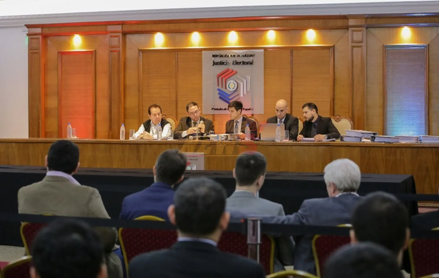 Abren sobres para la Contratación y Arrendamiento de Máquinas de Votación Electrónica
