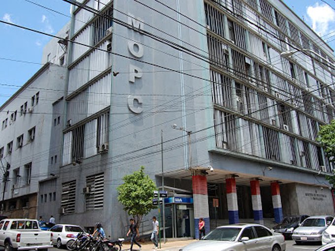 A través de un préstamo, MOPC pagó USD 90 millones para reducir deuda con empresas contratistas