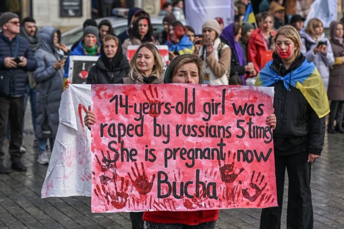 Soldados rusos violaron a una niña de seis años delante de su madre