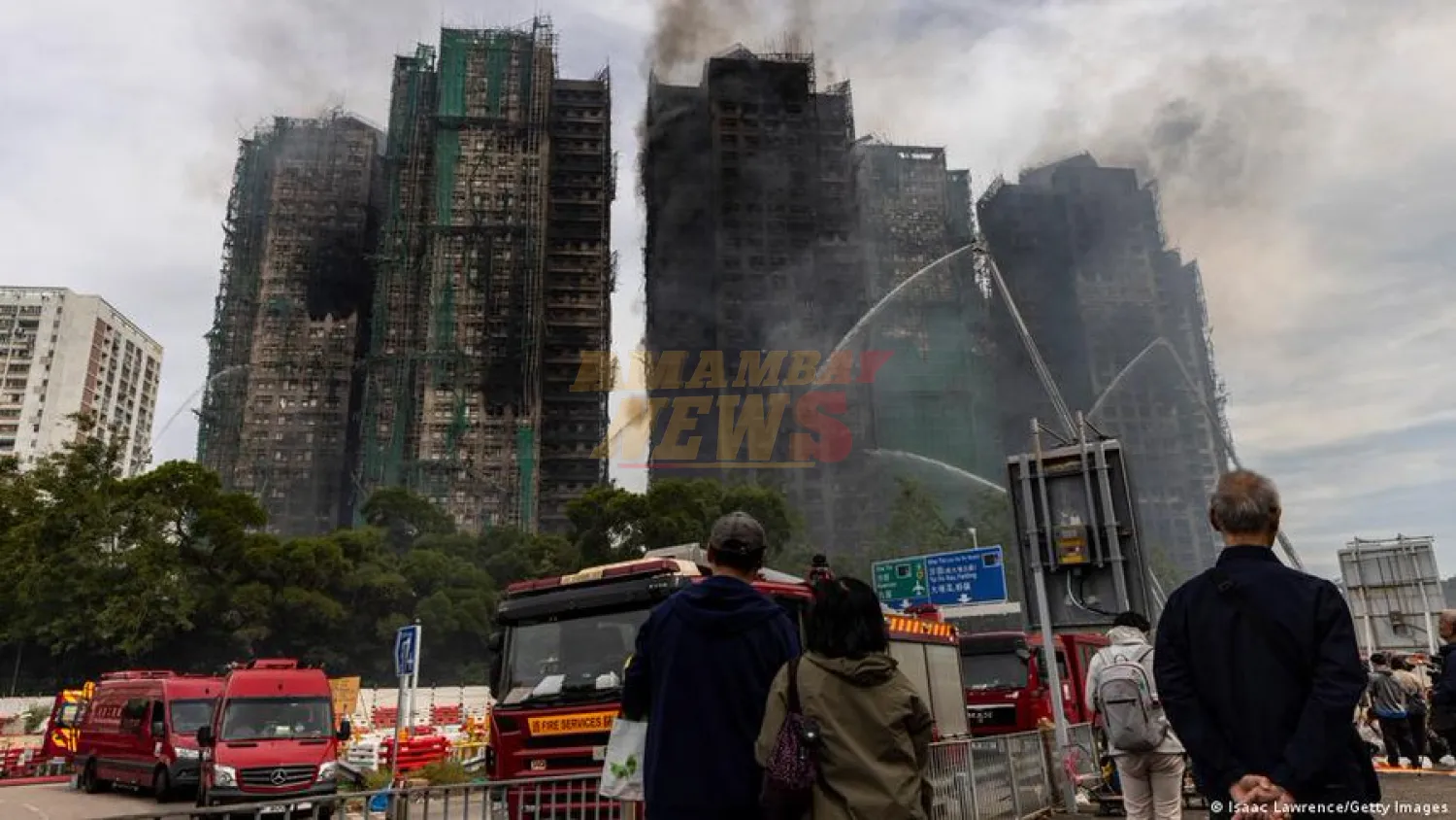 Aumentan muertos y desaparecidos en el incendio en Hong Kong