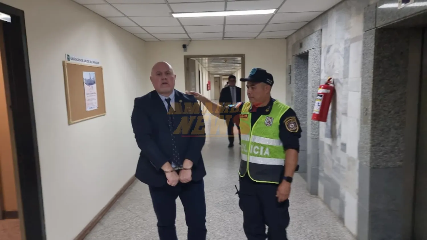 Detienen a abogado López Moreira por ausentarse en juicio por calumnia e injuria