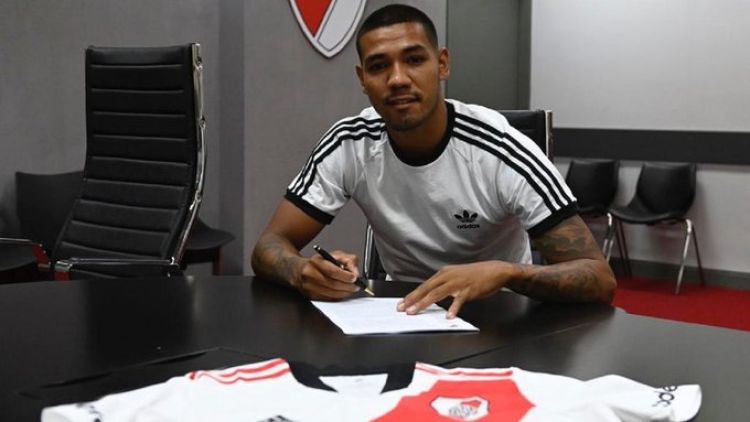 River Plate renueva con el paraguayo David Martínez