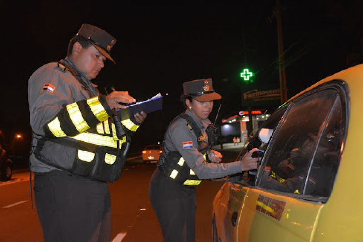Patrulla Caminera reporta 448 vehículos demorados en controles durante la semana