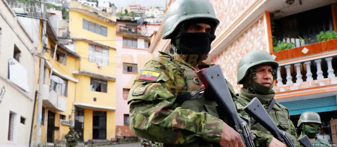 Un muerto deja ataque en cárcel en construcción de Ecuador