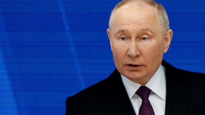 Putin: «Occidente ve la guerra como un dibujo animado»
